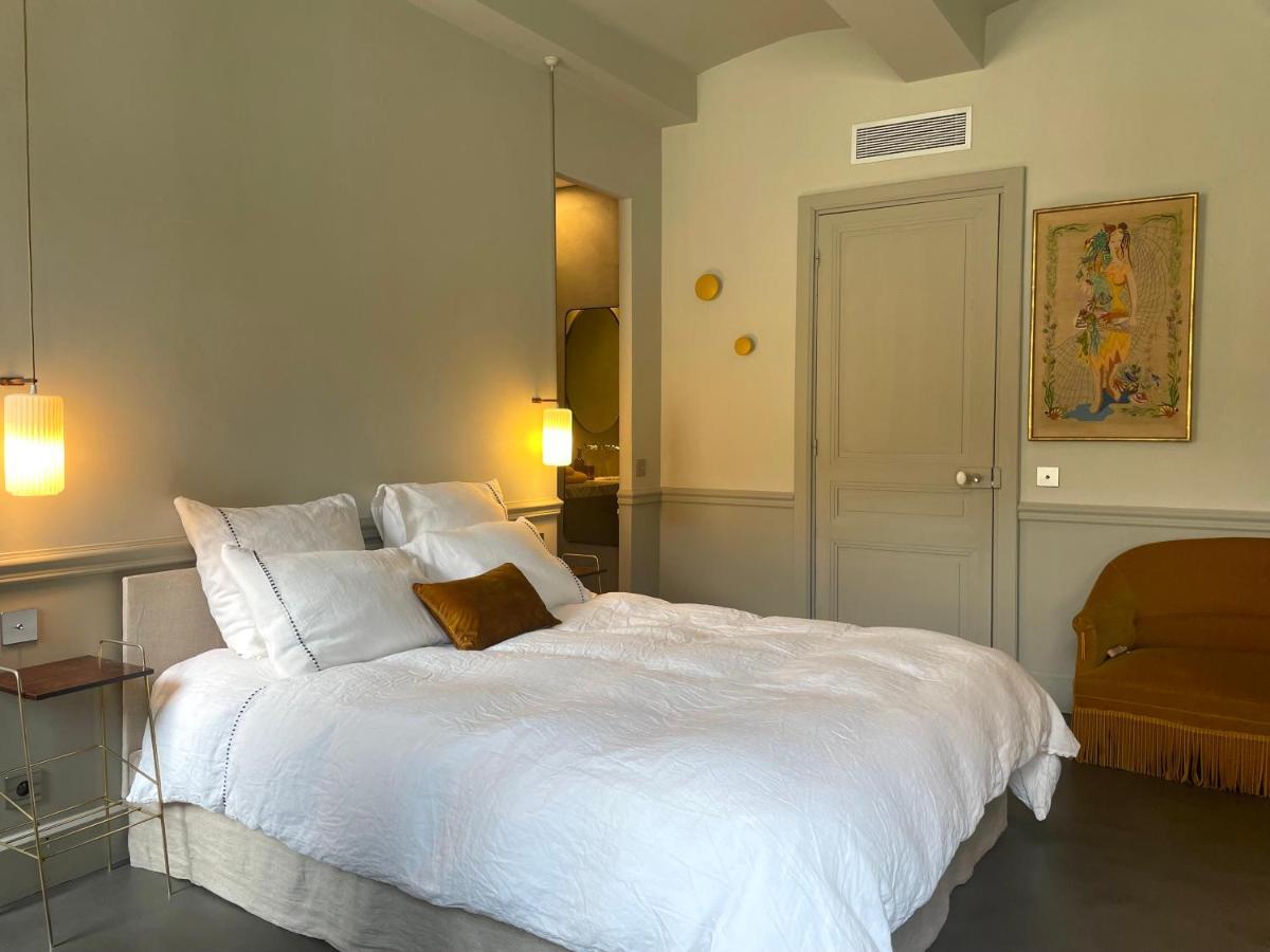 Madame Les Vans - Chambre D'Hotes - Charme Et Design Bed & Breakfast Екстериор снимка